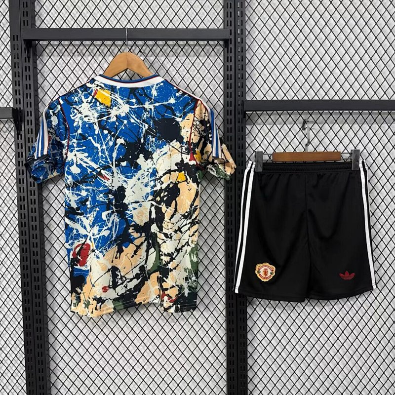 Man United Special Soccer Uniform 26 27-wanli