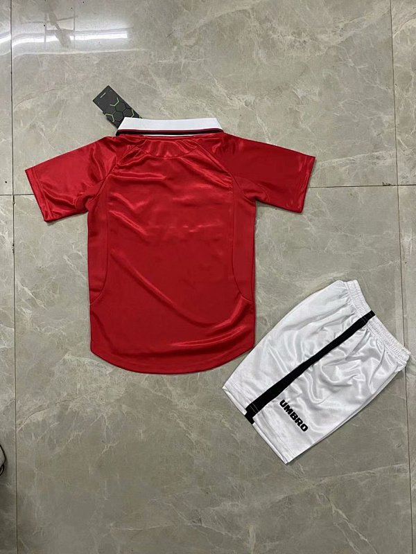 Kids Man United Retro Home Soccer Uniform 1999 2000