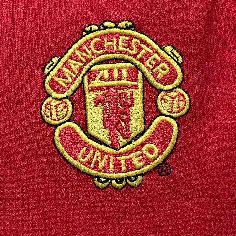Man United Red Retro Soccer Jersey 1998 99