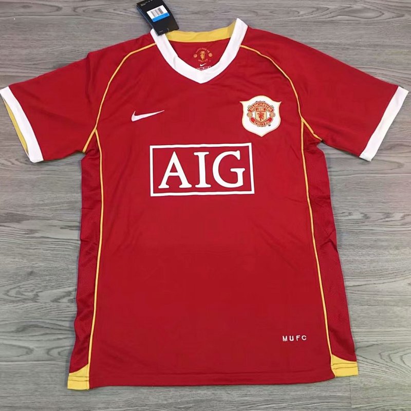 Man United Retro Home Soccer Jersey 2006 07