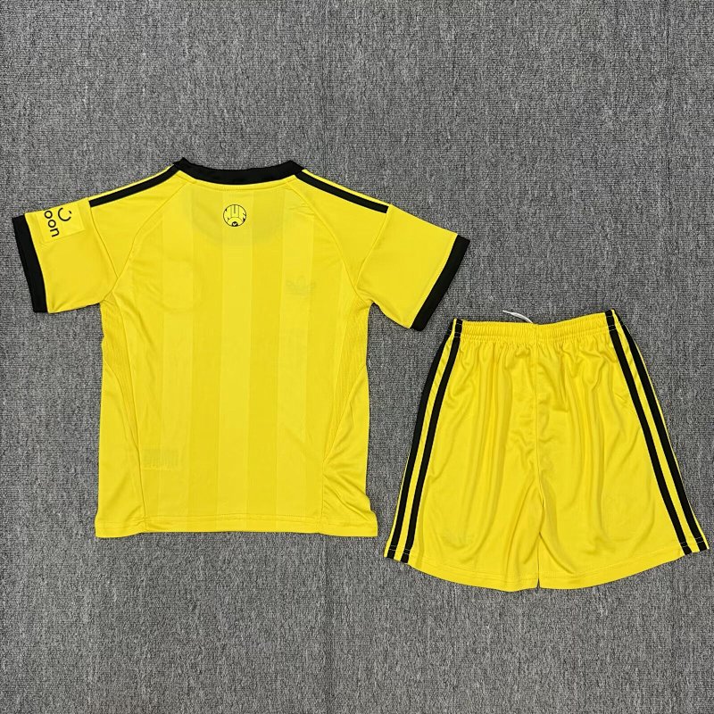 Kids Newcastle Goalkeeper Soccer Uniform 25 26