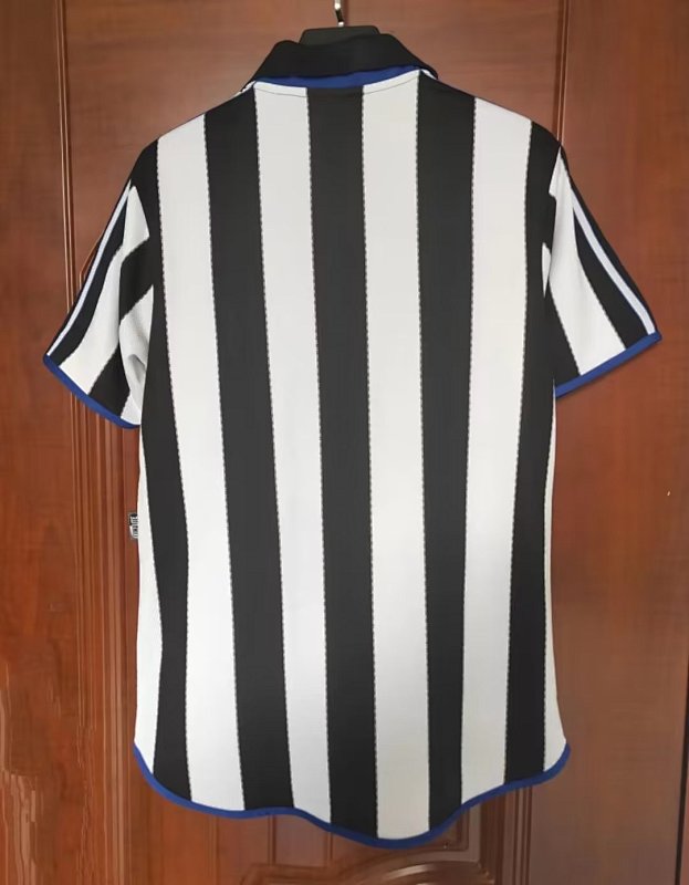 Newcastle Home Retro Soccer Jersey 2000 2001