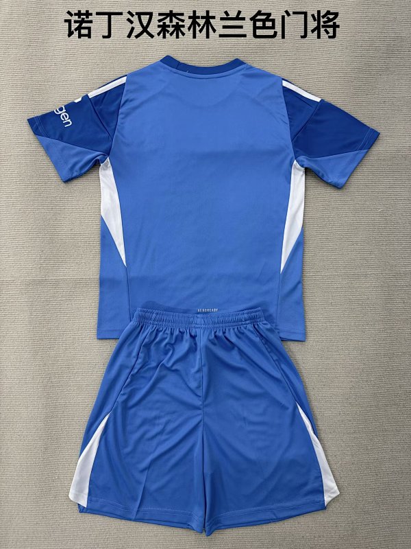 Adults And Youth Nottingham Forest Goalkeeper Soccer Uniform 25 26