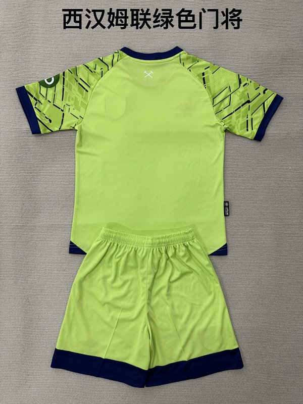 West Ham United Goalkeeper Soccer Uniform 25 26