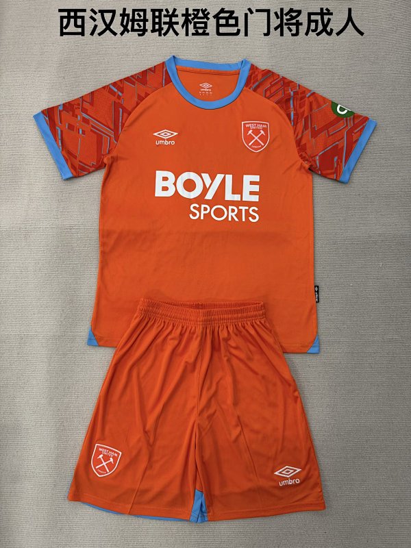 West Ham United Goalkeeper Soccer Uniform 25 26