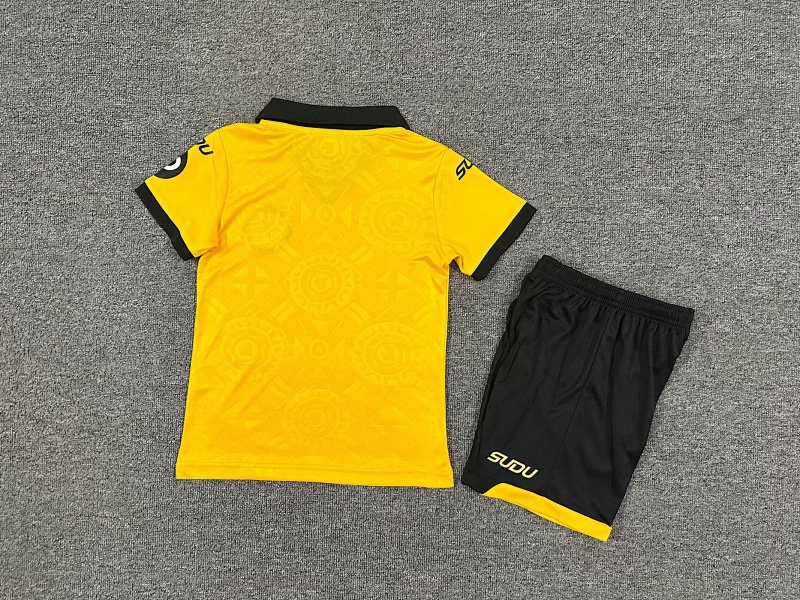 Kids Wolve Home Soccer Uniform 25 26-1040