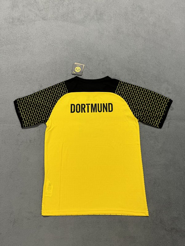 BVB Pre-Match Soccer Jersey 25 26-bomandi