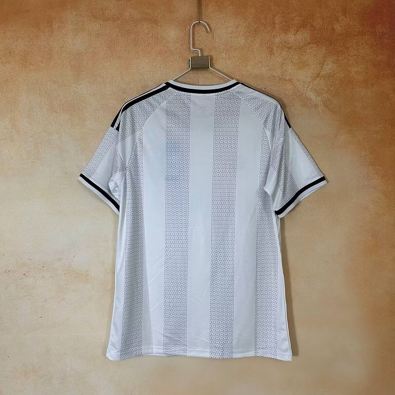 Frankfurt Away Soccer Jersey 26 27